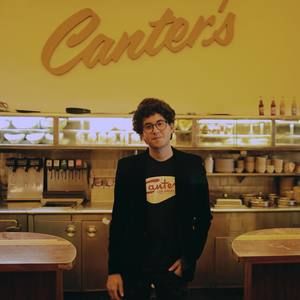 Meet your Posher, Alex